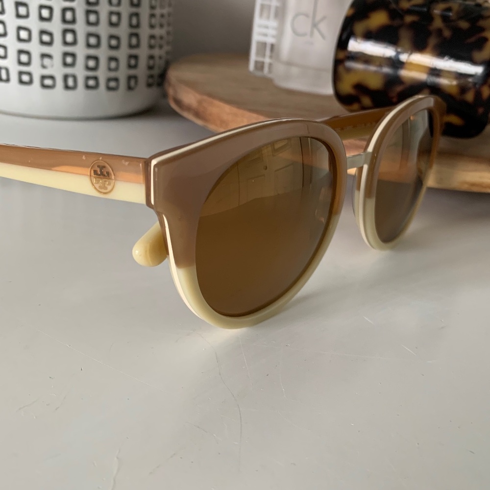 Tory Burch Sunglasses 🕶️